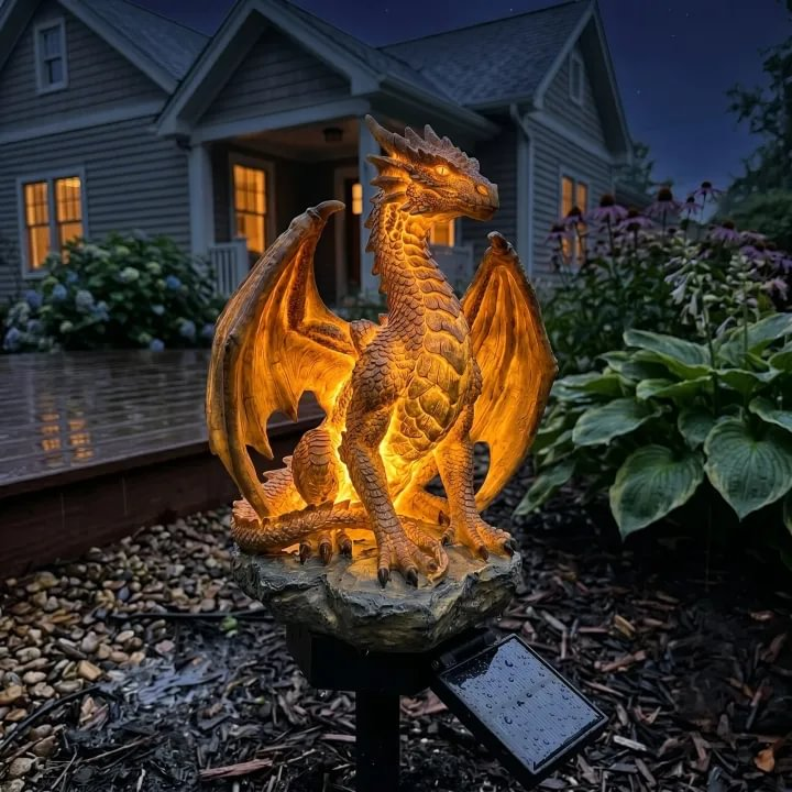 Dragon Legacy Golden Ember Edition solcellslampa för trädgården