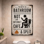 🚽😂 Vintage badkamerhumorbordje met split- en scrollmotief