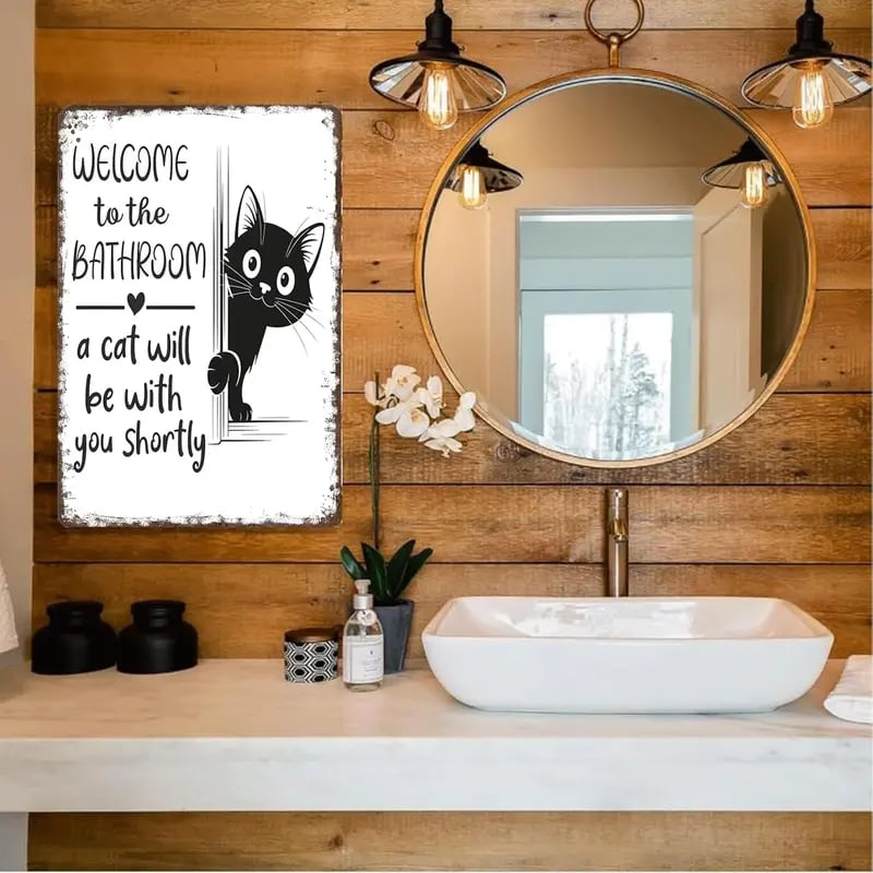 🔥 Laatste dag 49% korting – Peekaboo Kitty Bathroom Humor Wall Sign
